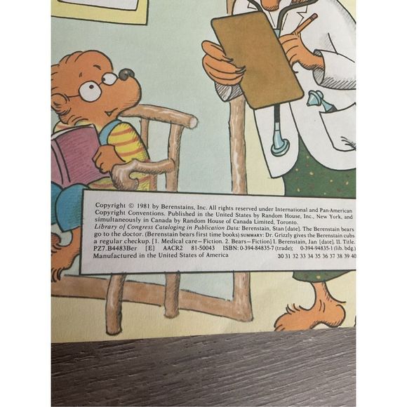 1981 The Berenstain Bears Go to The Doctor By Stan & Jan Berenstain 🌿🍒 - Picture 3 of 10